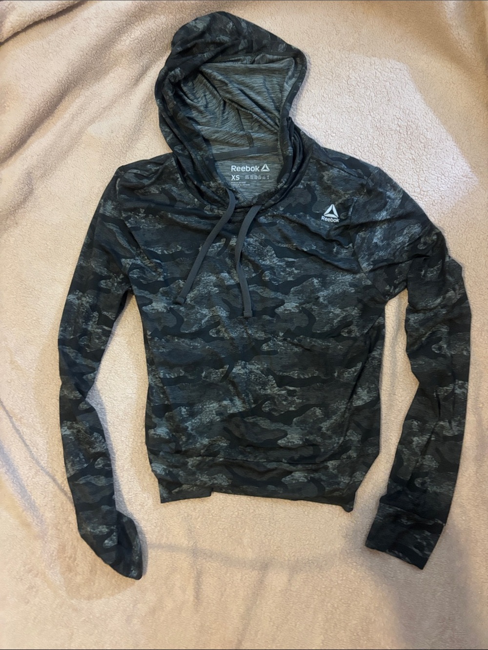 Reebok  crossFit  Women's Black & Gray Camo Lightweight Hooded Top
